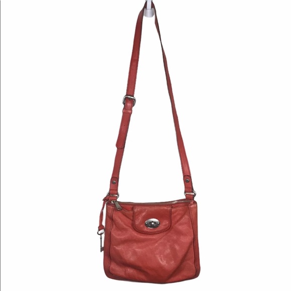 Fossil Handbags - Fossil Leather crossbody purse